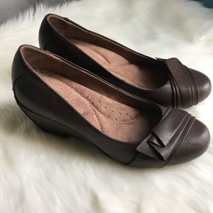 Natural soul brown wedges